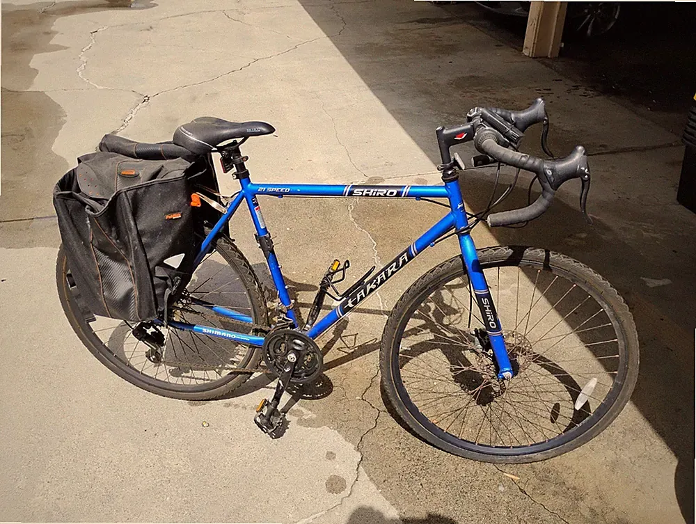 Shiro 21-Speed Steel Adventure Bike - Disc Brakes, Pannier Bags Included